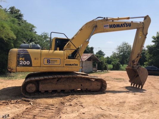 ขายด่วน KOMATSU PC200-8MO สภาพสวยพร้อมใช้งาน เครื่องปั้มดีเยี่ยม ไฟฟ้าสมบูรณ์ พร้อมลุยงาน เอกสารเล่มทะเบียน สนใจสอบถาม 093 0764943  คุณ ตั้ม