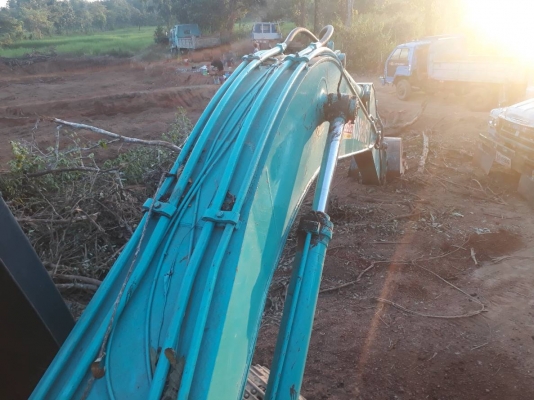 ขายด่วน KOBELCO SK200 MART II สภาพพร้อมใช้งาน เครื่องปั้มดี สนใจสอบถาม .093 0764943  คุณ ตั้ม