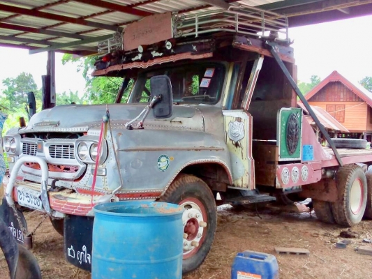 ขายด่วน ISUZU TX 125 HP รถหัวยาวสิบล้อเพลาเดียว ท้ายลาดขึ้นรถแบ็คโฮร 120 กับรถแก้วข้าว สภาพดีคัชซีสวย หัวบางเดิมๆ ช่วงล่างแน่น เอกสารทะเบียนครบพร้อมโอน ราคาต่อรองได้ครับ