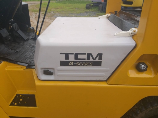 ขายรถยก TCM FD25 Z เครื่องดีเซล 4BC  เสาสูง 3 เมตร ยกได้ 2.5 ตัน เกียร์ธรรมดา ล้อหน้าคู่ รถนอกนำเข้า ติดต่อ 098-7962549