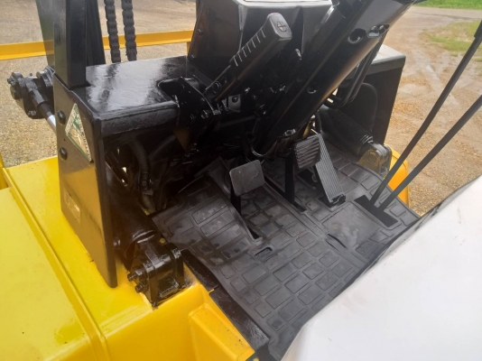 ขายรถยก TCM FD25 Z เครื่องดีเซล 4BC  เสาสูง 3 เมตร ยกได้ 2.5 ตัน เกียร์ธรรมดา ล้อหน้าคู่ รถนอกนำเข้า ติดต่อ 098-7962549