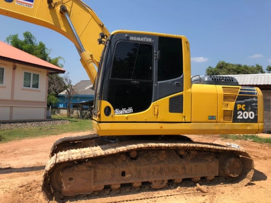 ขาย 1,650,000 บาท KOMATSU PC 200-8 MO เครื่องดี ปั้มแรง โซ่หนา เอวแน่น แอร์หนาว เอกสารเล่มทะเบียน  รถอยู่ จ.ขอนแก่น โทร 093-3376797-083-5958444-082-1183326 #อ๊อฟเก๋แบคโฮซิ่ง ไอดีไลน์ ja5657