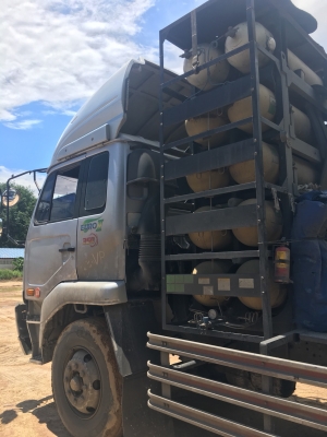 รถบรรทุก 10 ล้อหัวลาก ยี่ห้อ ISUZU รุ่น GXZ23KZ DECA 270 NGV 12 ถัง จดทะเบียนปี 2544 เลขเครื่อง 6SD1-730641 รถบรรทุก 10 ล้อหัวลาก ยี่ห้อ ISUZU รุ่น GXZ23KZ DECA 270 NGV 12 ถัง จดทะเบียนปี 2544 เลขเครื่อง 6SD1-730641