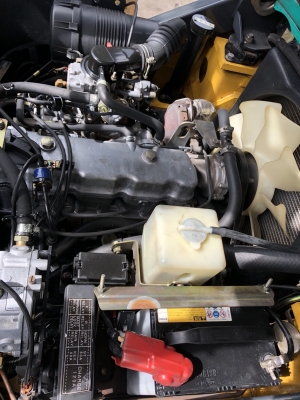 ขายค่ะ Komat’su ขนาด 3 ตัน เสายกสูง 5.5 เมตร ล้อหน้าคู่ สภาพเทพ ขายค่ะ Komat’su ขนาด 3 ตัน เสายกสูง 5.5 เมตร ล้อหน้าคู่ สภาพเทพ