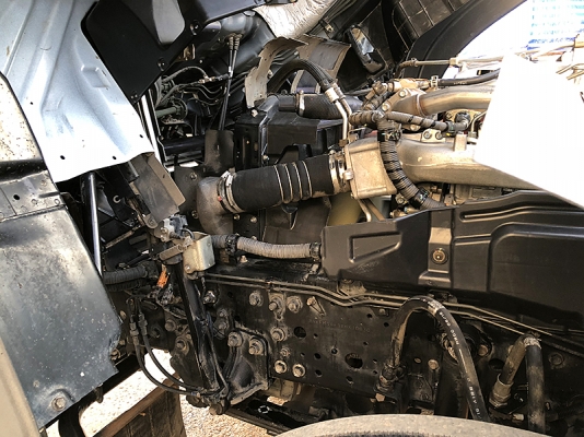 HINO 500 Victor เครื่อง 344 แรงม้า ปลายปี 58 สิบล้อหัวลาก 2 เพลา ยาง 70\% ทะเบียนพร้อม