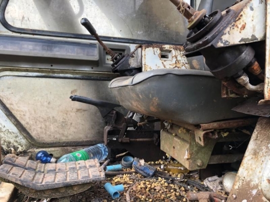 ขาย 235,000 บาท SUMITOMO 2800F2 เครื่องดี ปั้ม K3V แรง โช่หนา เอวขยับ เอกสารชื่อขาย  รถอยู่  นครปฐม โทร 0610710295  สนใจ รายการสินค้า อื่นๆ ที่ เว็ปไชค์ Truck2Hand https://www.truck2hand.com/index.php?actions=content/search&amp;member_id=136193  Facebook