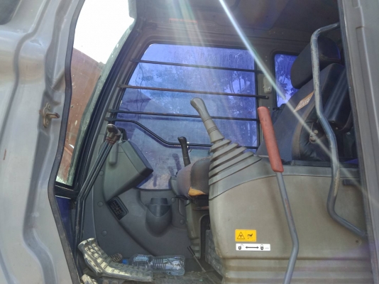 ขายรถแบคโฮมือสอง HITACHI ZX200-1 ใช้งานเพียง 7 พันชั่วโมง สภาพเทพบุตร ระบบการทำงานดีมาก เอกสารเล่มทะเบียน