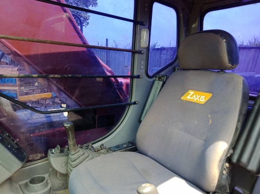 ขายรถแบคโฮมือสอง HITACHI ZX200-1 ใช้งานเพียง 7 พันชั่วโมง สภาพเทพบุตร ระบบการทำงานดีมาก เอกสารเล่มทะเบียน