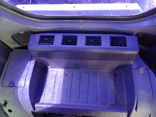 ขายรถแบคโฮมือสอง HITACHI ZX200-1 ใช้งานเพียง 7 พันชั่วโมง สภาพเทพบุตร ระบบการทำงานดีมาก เอกสารเล่มทะเบียน