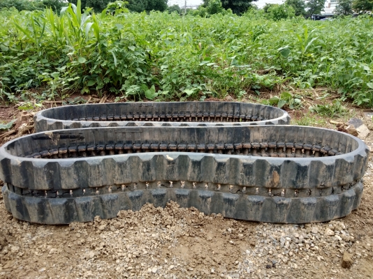 ????ขาย แทรคยาง เก่านอกแท้ สภาพ90\%????   76ข้อ  ราคา คู่ละ 15,000 บาท ☎️ สนใจติดต่อ 096-3268553 (สถิตย์พันธ์) ???? ID LINE 0963268553 ร้านรุ่งเจริญแทรกเตอร์ อำเภอพระพุทธบาท จังหวัดสระบุรี