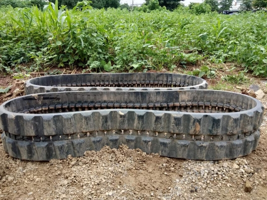 ????ขาย แทรคยาง เก่านอกแท้ สภาพ90\%????   76ข้อ  ราคา คู่ละ 15,000 บาท ☎️ สนใจติดต่อ 096-3268553 (สถิตย์พันธ์) ???? ID LINE 0963268553 ร้านรุ่งเจริญแทรกเตอร์ อำเภอพระพุทธบาท จังหวัดสระบุรี