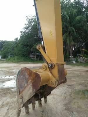 ขายรถแบคโฮ CAT 320D GC ใช้งานเพียง 7,7xx ชั่วโมง สภาพเทพบุตร สวย พร้อมใช้งาน รถอยู่โซนภาคตะวันออก ขายรถแบคโฮ CAT 320D GC ใช้งานเพียง 7,7xx ชั่วโมง สภาพเทพบุตร สวย พร้อมใช้งาน รถอยู่โซนภาคตะวันออก