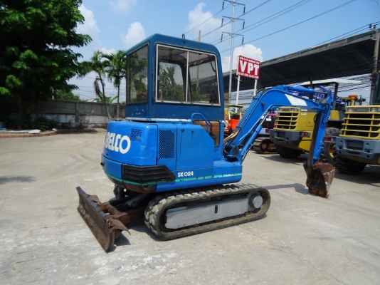 รถขุด SK024 ตู้เก๋ง ราคา 195,000 บาท เท่านั้น