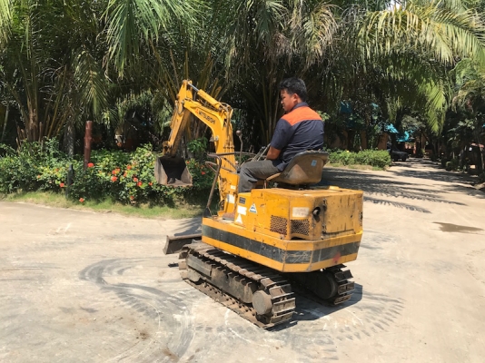 ขายแบคโฮMITSUBISHI MS010 เครื่อง3สูบ(ขนขึ้นกระบะได้) เดิมจากญี่ปุ่น ทำงานสมบูรณ์ทุกระบบ รับรองไม่ผิดหวัง 135,000 เท่านั้น!!