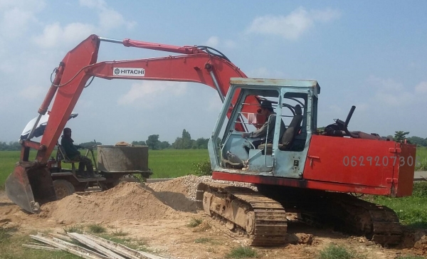 ขายแบคโฮ Hitachi 120