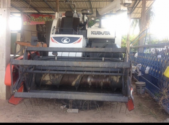 ขายรถเกี่ยวข้าว