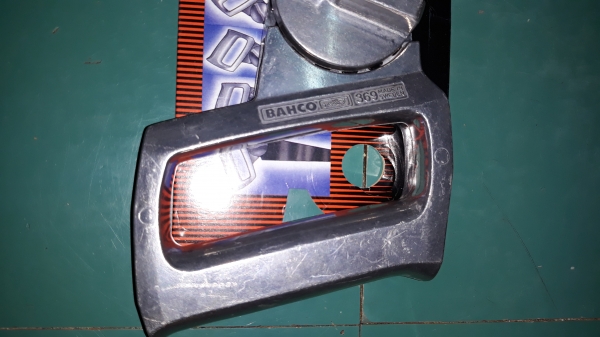 ขายเลื่อยปรับองศาได้ BAHCO MADE IN SWEDEN.ใหม่เก่าเก็บ