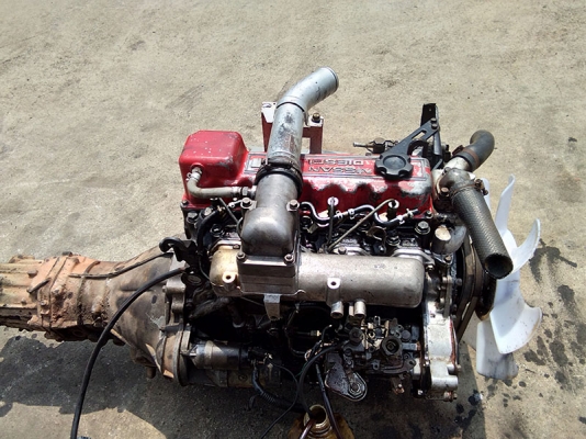 ขายเครื่องยนต์นิสสัน BD25 ฝาแดงมีเลข ขายเครื่องยนต์นิสสัน BD25 ฝาแดงมีเลข