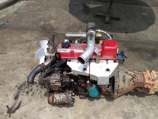 ขายเครื่องยนต์นิสสัน BD25 ฝาแดงมีเลข ขายเครื่องยนต์นิสสัน BD25 ฝาแดงมีเลข