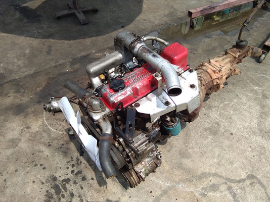 ขายเครื่องยนต์นิสสัน BD25 ฝาแดงมีเลข