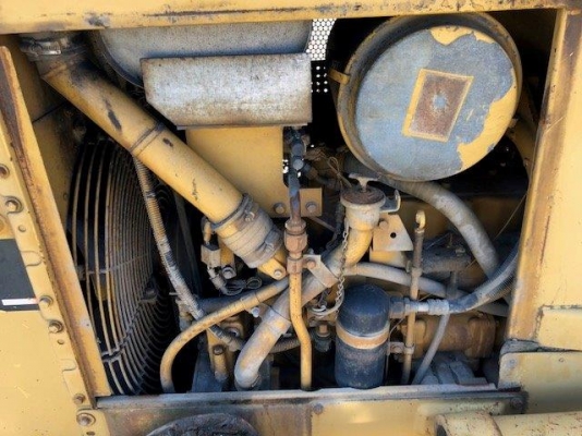 รถแทรคเตอร์ CAT D4H ตีนเป็ด มือสองญี่ปุ่น