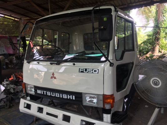 ขาย หัวสิบล้อ MITSUBISHI เฉินหลง สีใหม่ อุปกรณ์ครบ พร้อมใช้