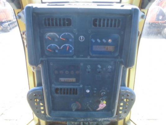 รถแทรคเตอร์ CAT D5NLGP ตีนเป็ด มือสองญี่ปุ่น