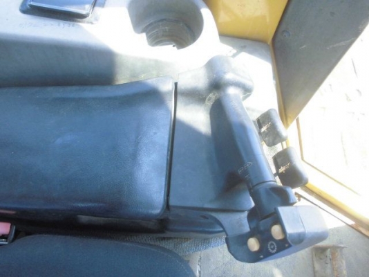 รถแทรคเตอร์ CAT D5NLGP ตีนเป็ด มือสองญี่ปุ่น