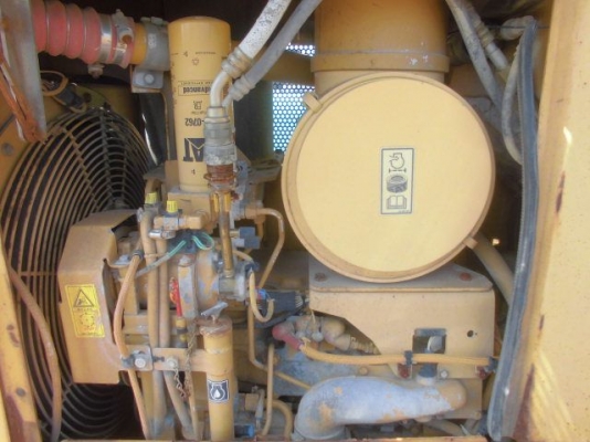 รถแทรคเตอร์ CAT D5NLGP ตีนเป็ด มือสองญี่ปุ่น