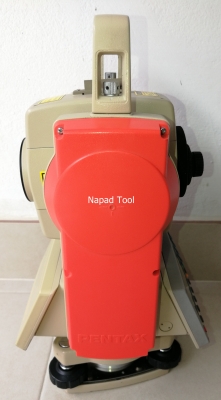 สินค้ามือสอง  ขายกล้องสำรวจ Total Station PENTAX R326EX เลเซอร์นำเป้า เก็บความจำในเครื่อง 12,000 points Accuracy 6&rdquo; ความละเอียดหน้าจออ่าน 1&rdquo;   พร้อม calibrated อุปกรณ์ตามรูป