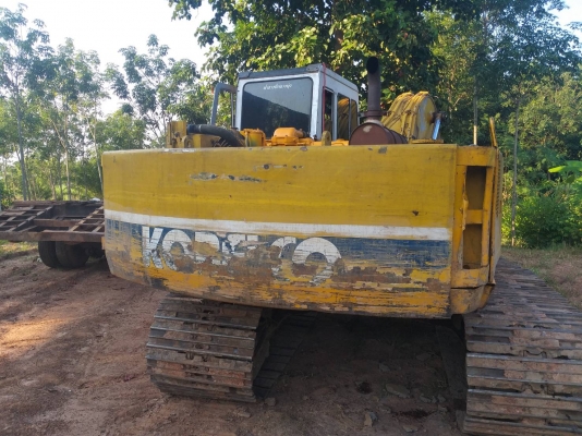 ขายด่วน KOBELCO SK200 MART II โซ่ช่วงล่างสวย เครื่องปั้มดี รถใช้งานประจำ เอกสารสัญญาซื้อขาย สนใจสอบถาม 093 0764943  คุณ ตั้ม
