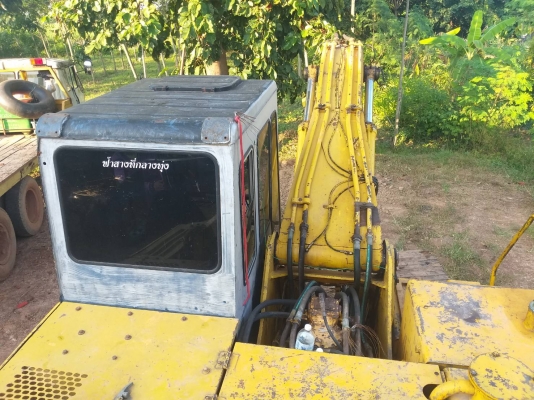 ขายด่วน KOBELCO SK200 MART II โซ่ช่วงล่างสวย เครื่องปั้มดี รถใช้งานประจำ เอกสารสัญญาซื้อขาย สนใจสอบถาม 093 0764943  คุณ ตั้ม