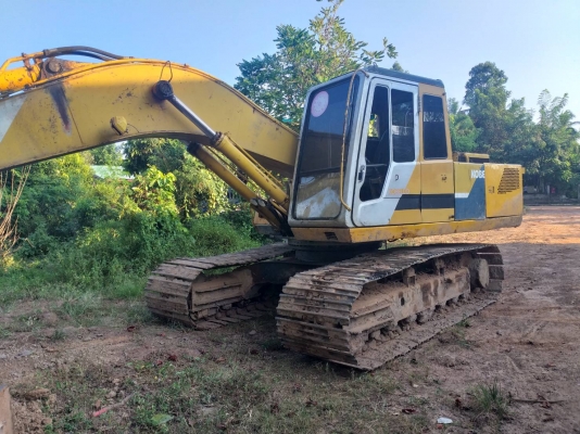 ขายด่วน KOBELCO SK200 MART II โซ่ช่วงล่างสวย เครื่องปั้มดี รถใช้งานประจำ เอกสารสัญญาซื้อขาย สนใจสอบถาม 093 0764943  คุณ ตั้ม