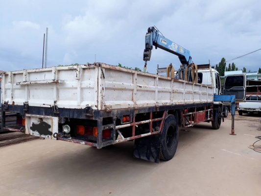 ขาย6ล้อISUZU 200แรงปี48 ติดเครนTADANO 5ตัน