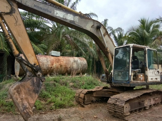 มี VDO ให้ชม.ขายเหมา 3 คันKOMATSU PC200-5 ราคา 1150000 มี VDO ให้ชม.ขายเหมา 3 คันKOMATSU PC200-5 ราคา 1150000