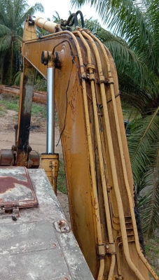 มี VDO ให้ชม.ขายเหมา 3 คันKOMATSU PC200-5 ราคา 1150000