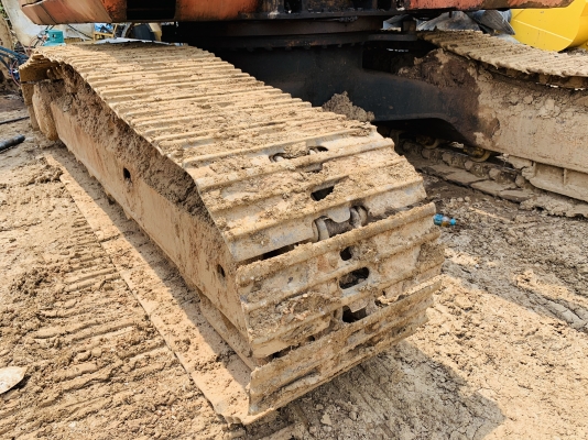 ขายKOMATSU PC200-3 เครื่อง6BD1 ปั๊มเดิม รถทำงานดี