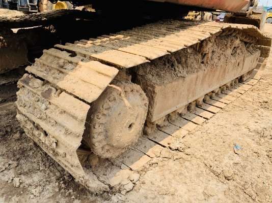 ขายKOMATSU PC200-3 เครื่อง6BD1 ปั๊มเดิม รถทำงานดี