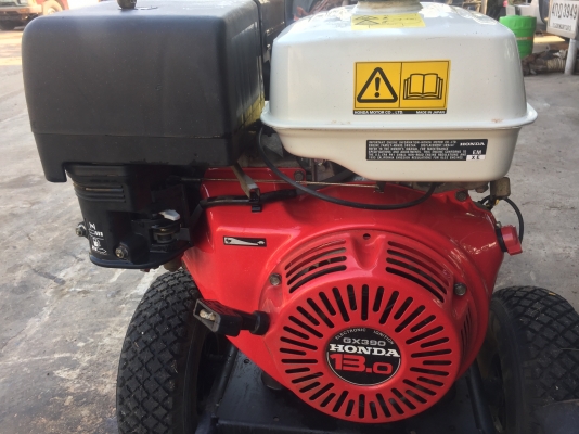 ขายปั้มฉีดยาหรือปั้มฉีดน้ำแรงดันสูง karsher เครื่องยนต์ฮอนด้า 13แรง. เก่าญี่ปุ่นไม่เคยใช้งานในไทย