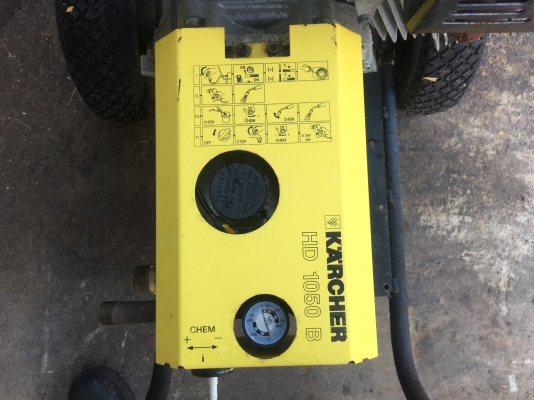 ขายปั้มฉีดยาหรือปั้มฉีดน้ำแรงดันสูง karsher เครื่องยนต์ฮอนด้า 13แรง. เก่าญี่ปุ่นไม่เคยใช้งานในไทย