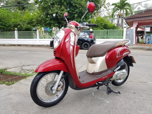 Scoopy i รุ่นพรีเมียม 2016 วิ่ง3000โล รถบ้านมือเดียว มีเล่มชุดโอนครบ