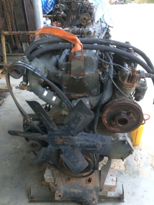 ขายเครื่องยนต์ของรถ GMC ทหารอเมริกัน  WHITE LTD 465-1D 6 สูบ Turbo 134 HP.
