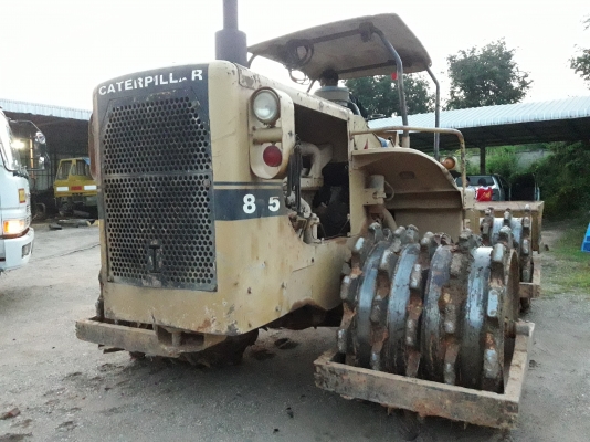 ขายรถ แทรกเตอร์ล้อหนาม CAT815