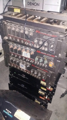 ลำโพงขยายเสียงขนาดใหญ่ สภาพสวย ขายคู่ละ 20,000 ครับ โทรมาพูดคุยกันก่อนได้