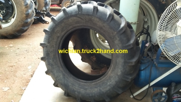 ขายแล้วครับ ยางหน้ารถไถถอด\% 14.9-24 โอตานิ F33 ดอกเต็มเหมือนใหม่ มีเศษเส้นเดียวซื้อใหม่เส้นนึงมาใส่คู่ได้เลยครับ