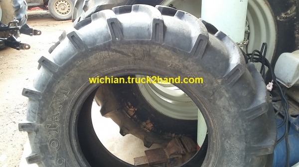 ขายแล้วครับ ยางหน้ารถไถถอด\% 14.9-24 โอตานิ F33 ดอกเต็มเหมือนใหม่ มีเศษเส้นเดียวซื้อใหม่เส้นนึงมาใส่คู่ได้เลยครับ