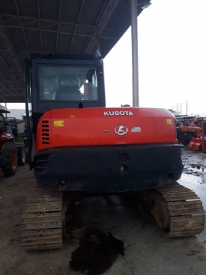 รถขุดคูโบต้า 8 ตัน KX080-3 อยากผ่อนจัดมาเลยครับ สนใจติดต่อเซลสันต์ 092-2603737