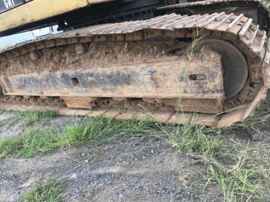 ขาย 325,000 CAT E 240 B เครื่องดี ปั้มแรง เอวแน่น ช่วงล่างเต็มสวย รถพร้อมใช้ เอกสารซื้อขาย รถอยู่ ปทุมธานี สามโคก 090-772-3710 090-772-3708