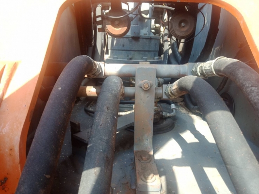 ขาย 1,400,000HITACHI zx 200-1รถปี 2010 ชั่วโมง 8,000 ชม. เอกสารเล่ม ไฟฟ้าครบ เครื่องดี ปั้มแรง เอวแน่น ไม่รั่วไม่ซึม รถสวยพร้อมใช้เอกสารพร้อมโอน รถอยู่ ปทุมธานี สามโคก 090-772-3710 090-772-3708