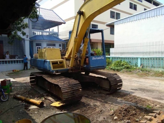 ขาย 285,000 KOMATSU pc 120-3 เครื่องดี ปั๊มดี ช่วงล่างดี เอวแน่น รถสภาพพร้อมใช้งาน เอกสารซื้อขาย รถอยู่ กทม. 090-772-3710 090-772-3708
